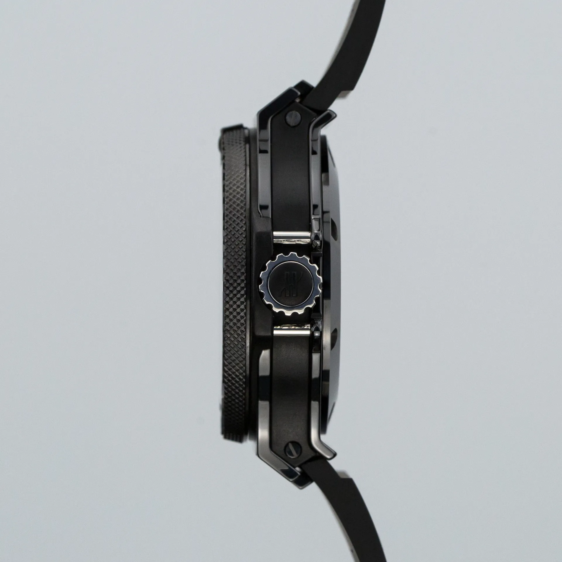 Big Bang King Black Magic Carbon 48mm - Image 4