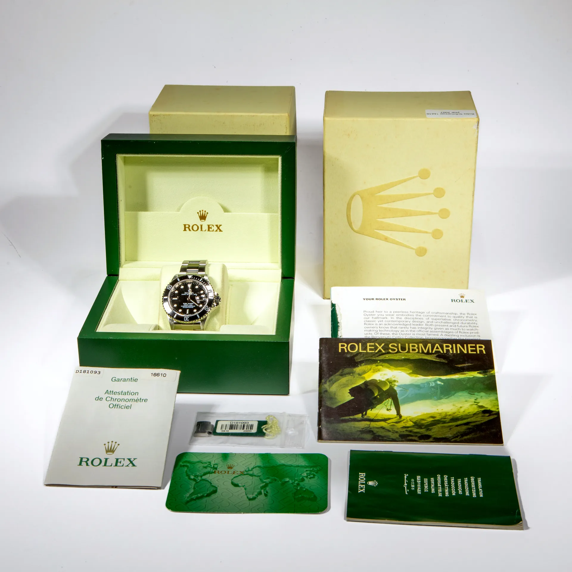 Submariner Date - 16610LN - Image 2