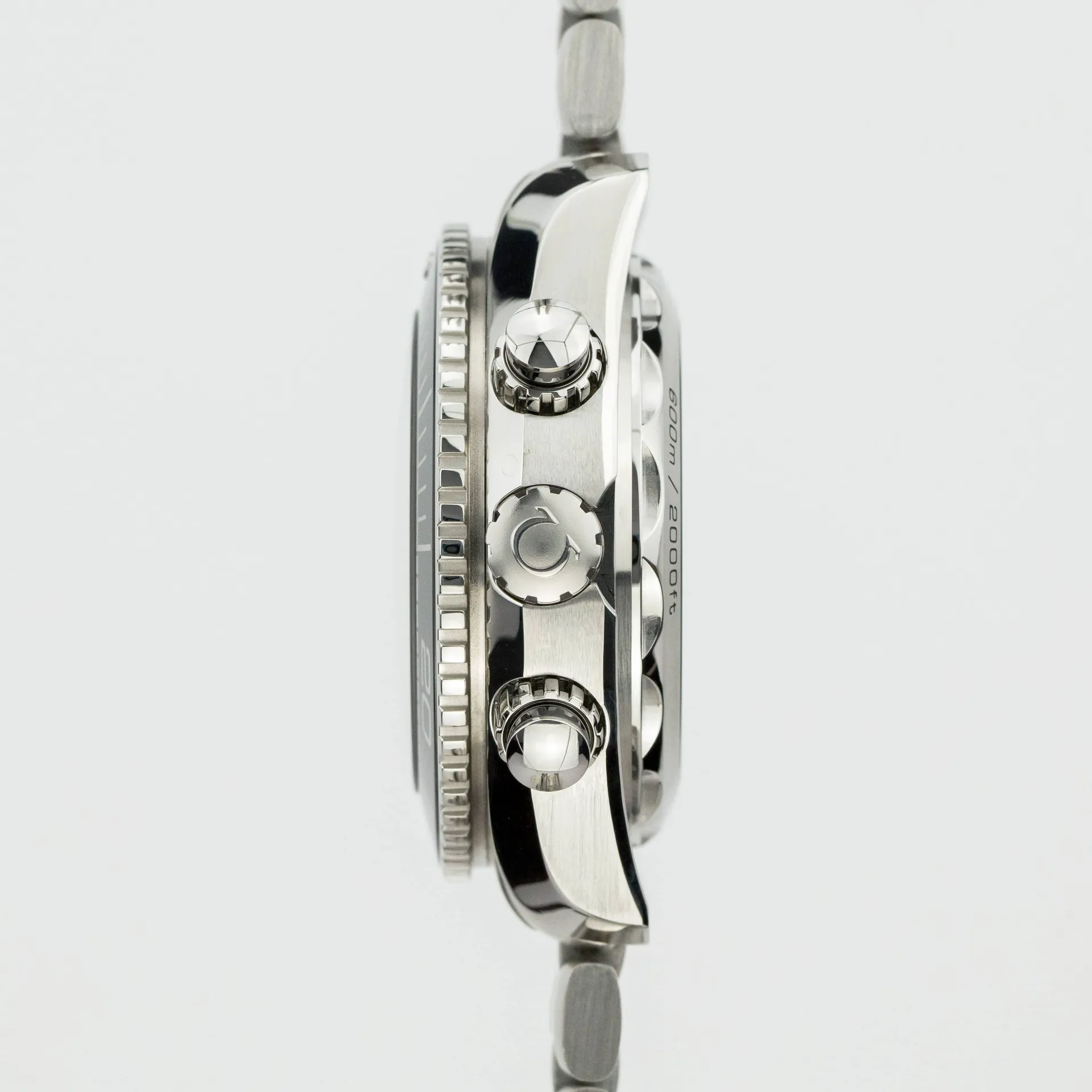 Planet Ocean 600M Master Chronometer Chronograph 45.5mm - Image 4
