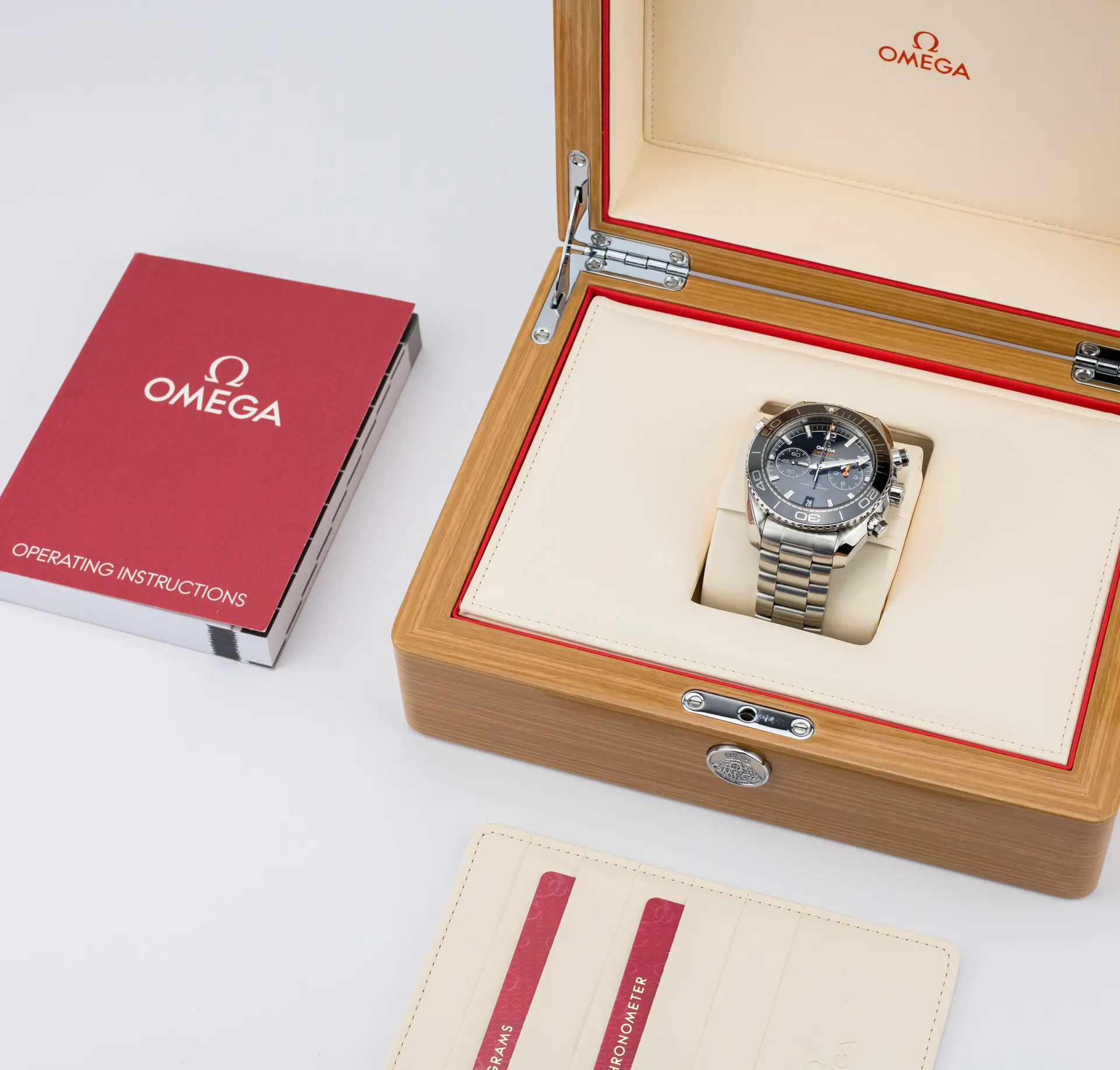 Planet Ocean 600M Master Chronometer Chronograph 45.5mm - 215.30.46.51.01.001 - Image 2