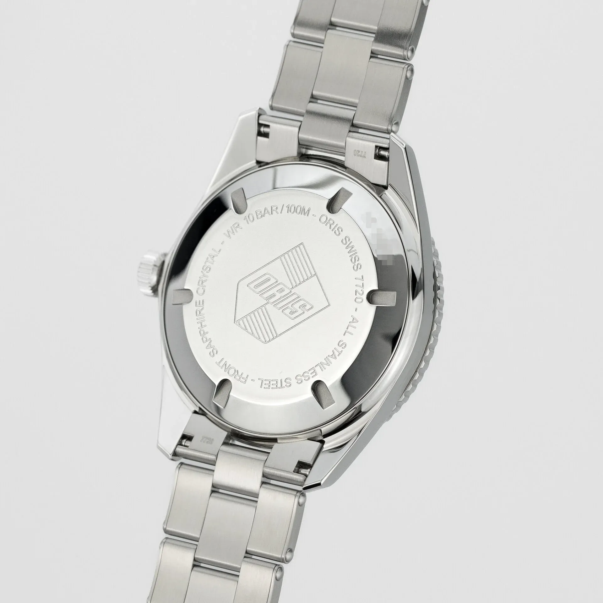 Divers Sixty-Five Green on Bracelet - Image 4