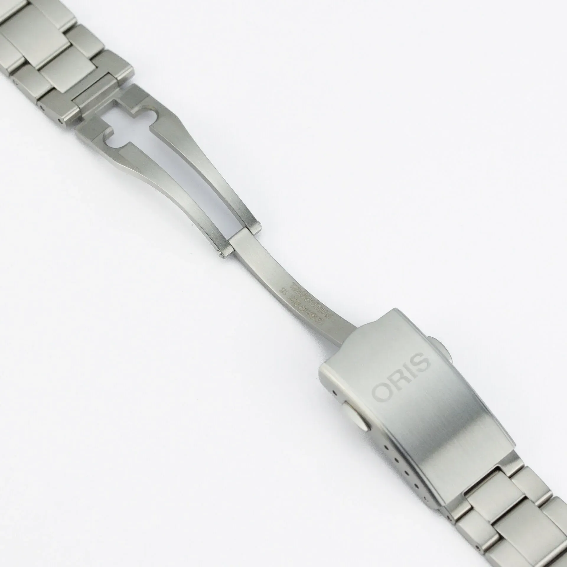 Divers Sixty-Five Green on Bracelet - Image 9