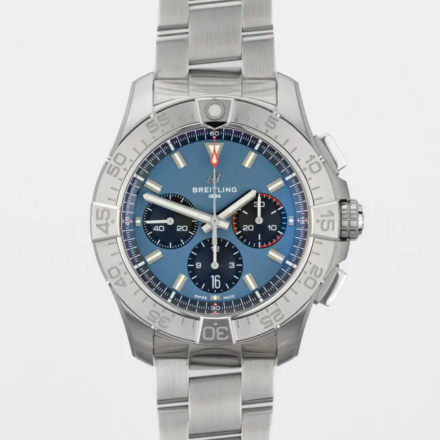 Breitling Avenger B01 Chronograph 44 Chronometer AB0147101C1A1 - New condition, 2024