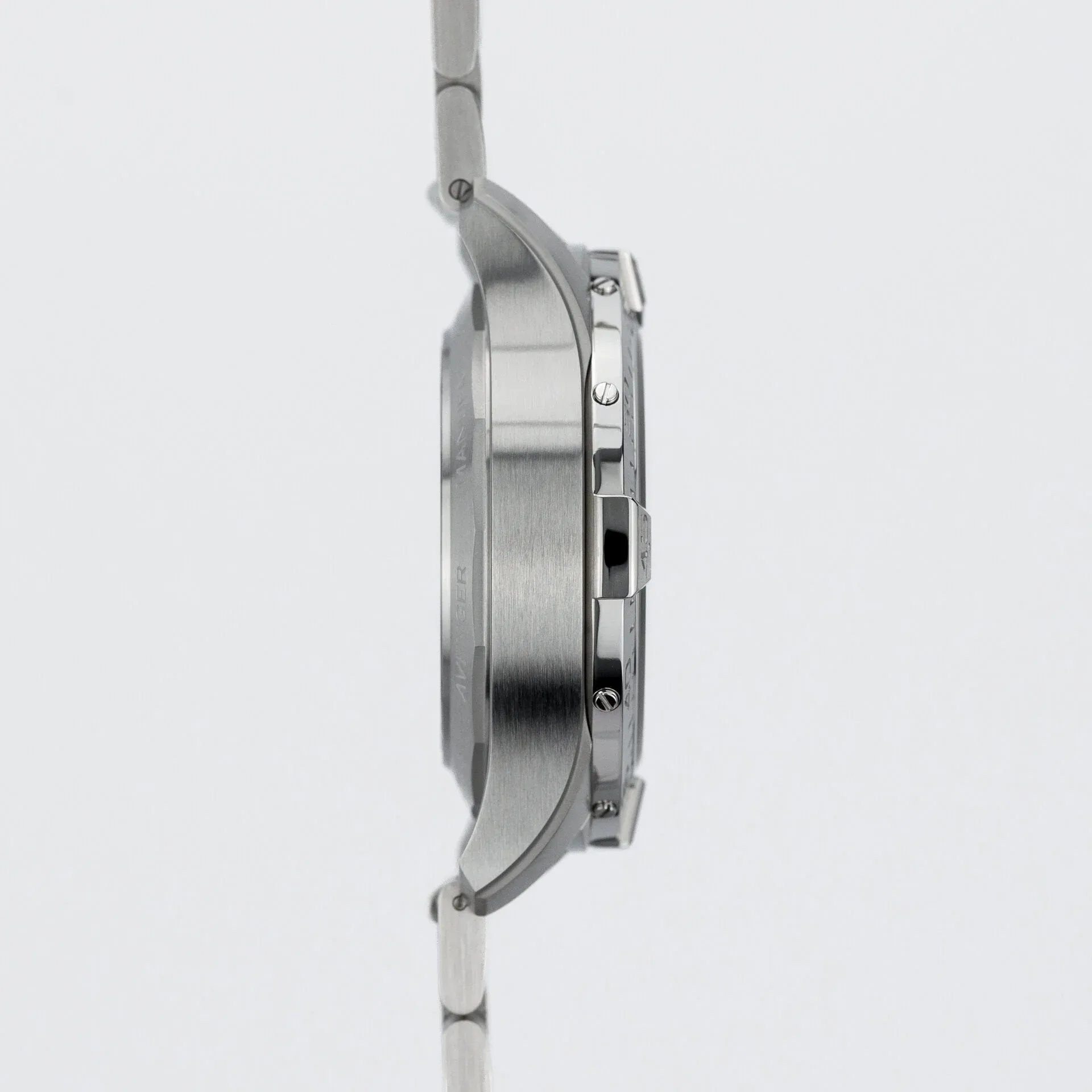 Avenger B01 Chronograph 44 Chronometer - Image 7