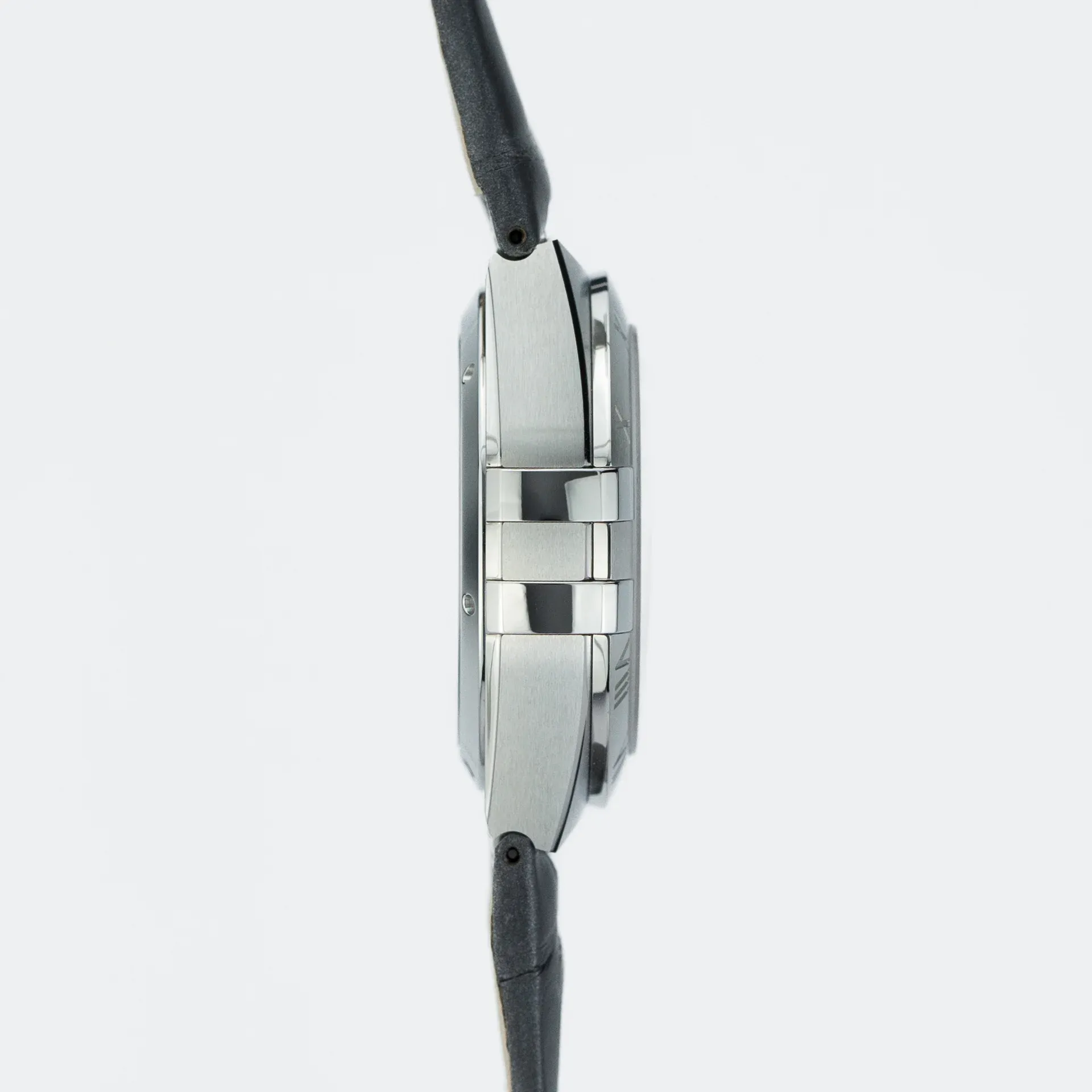 Constellation Small Seconds Co-Axial Master Chronometer - Image 7