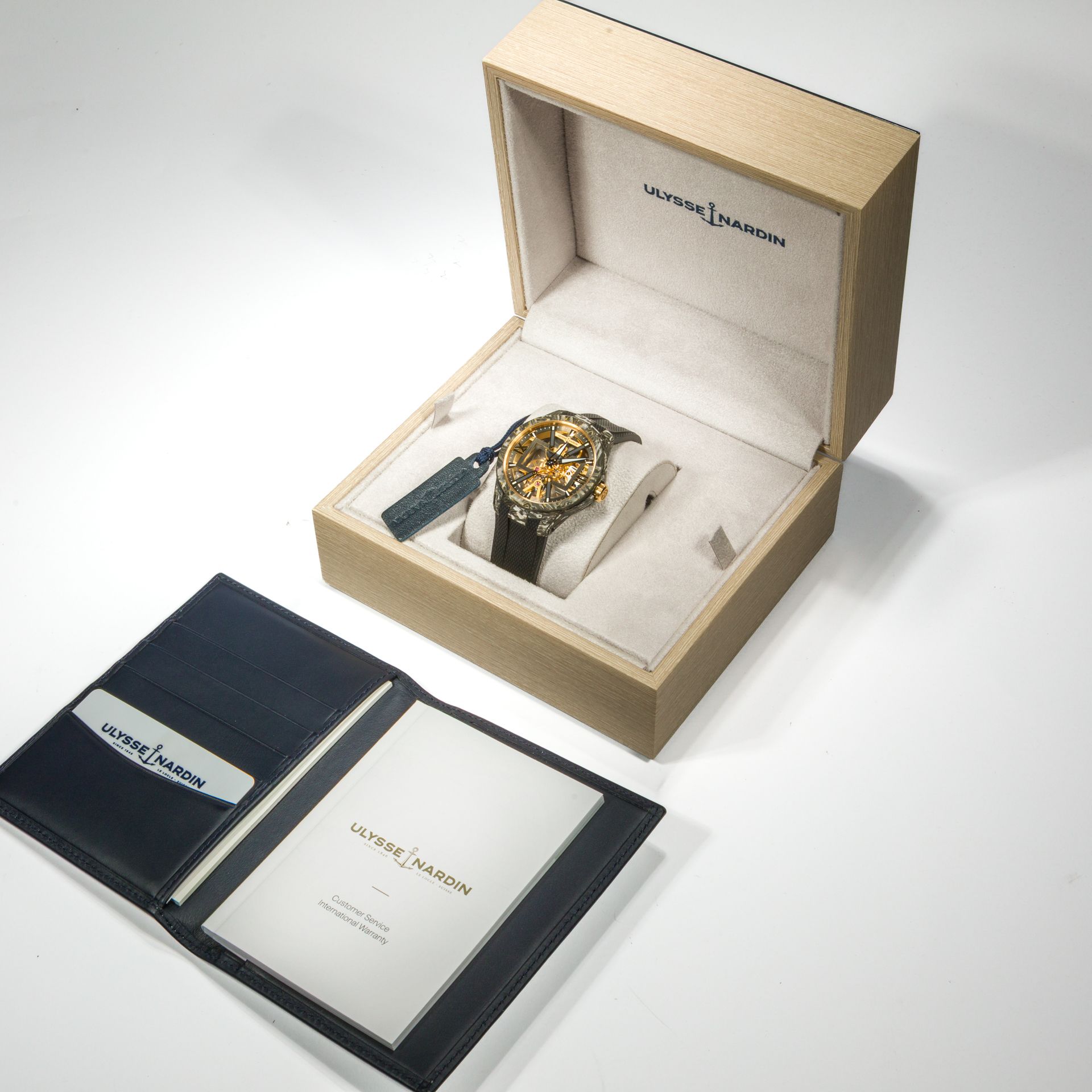 Blast Skeleton X Carbonium Gold 43mm - Image 2