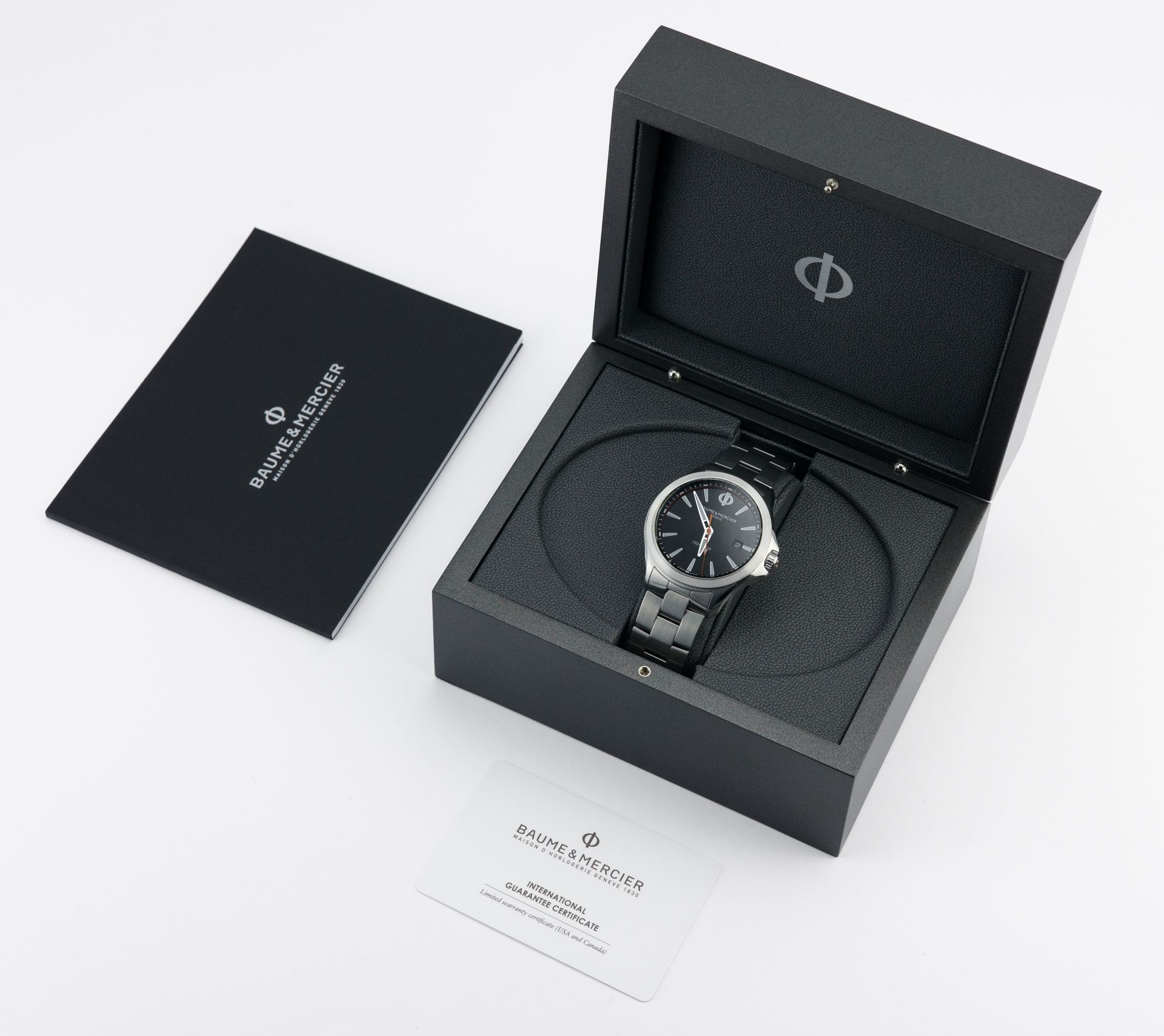 Clifton Club 42mm Quartz - Image 2