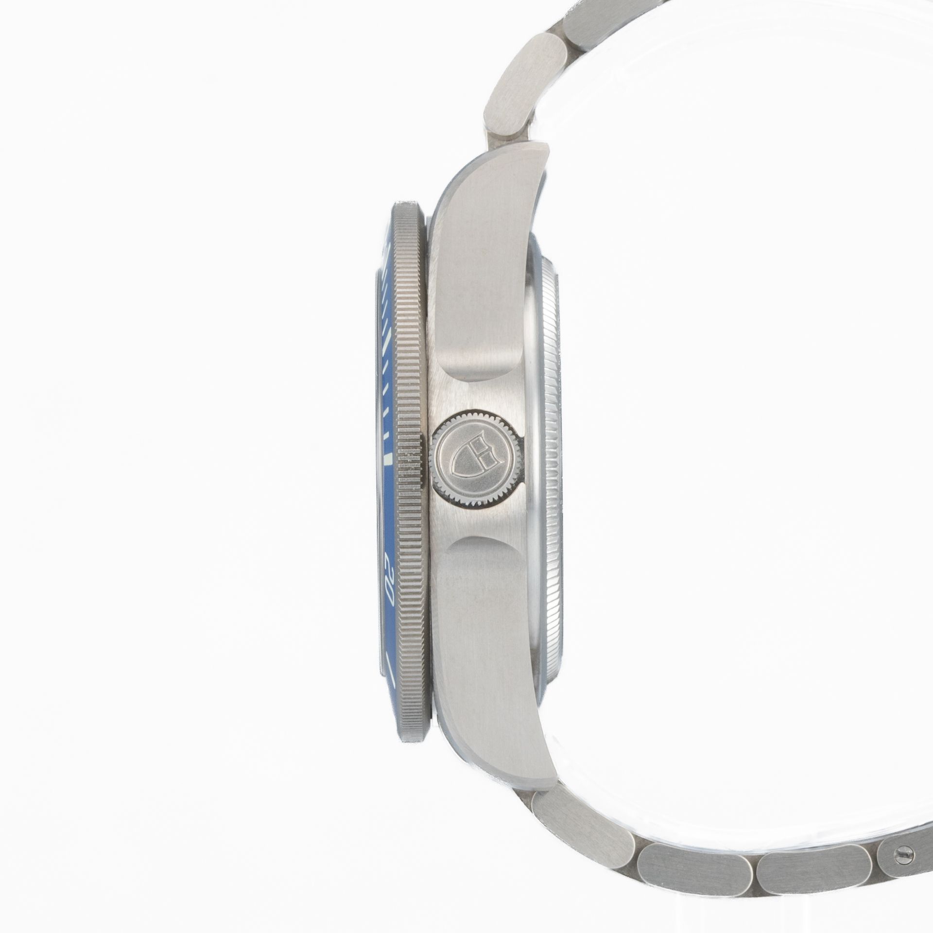Pelagos 42mm Titanium Blue - Image 4