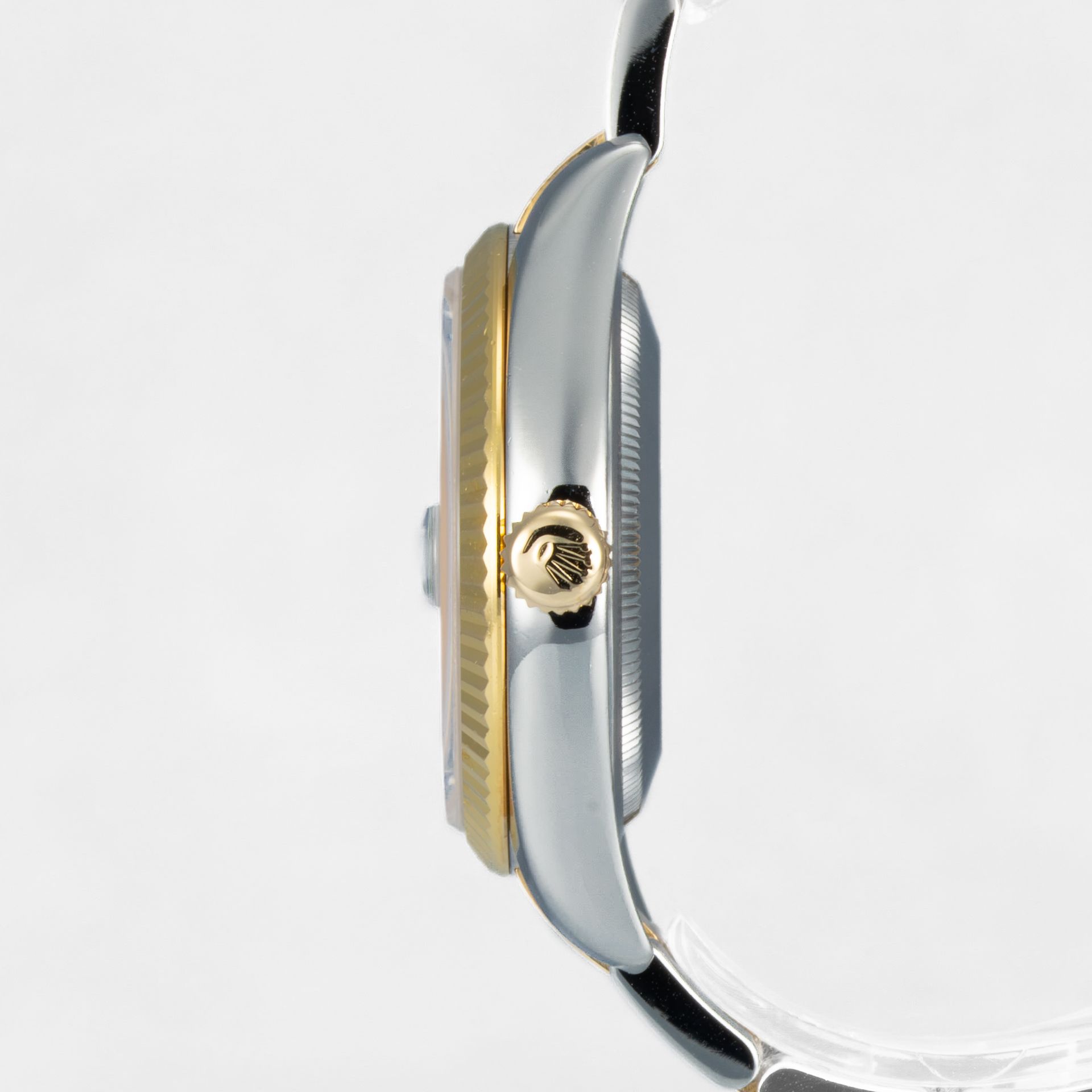 Datejust 36 Steel & Yellow Rolesor Roulette Date Tuxedo Dial - Image 4