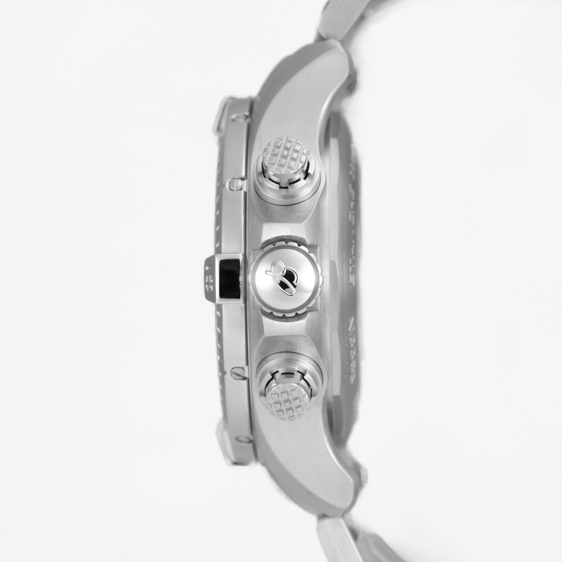 Avenger II Chronograph 43mm - Image 4