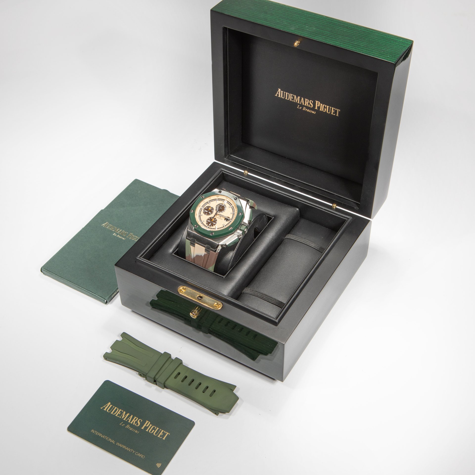 Audemars Piguet Royal Oak Offshore Chronograph 44 Combat - Image 2
