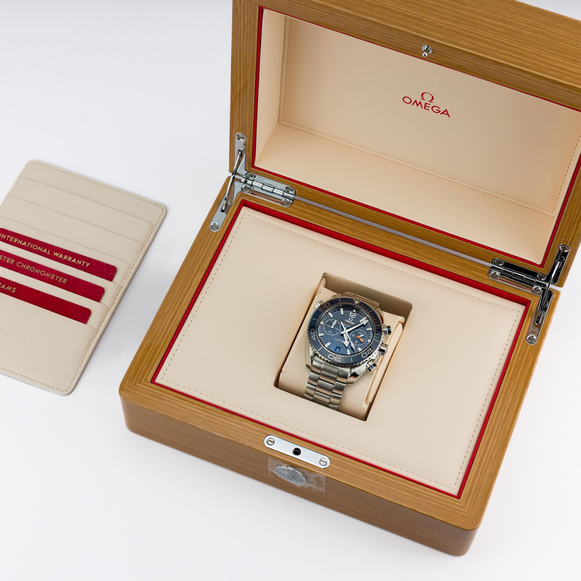 Planet Ocean 600M Chronograph 45.5mm Blue - Image 2
