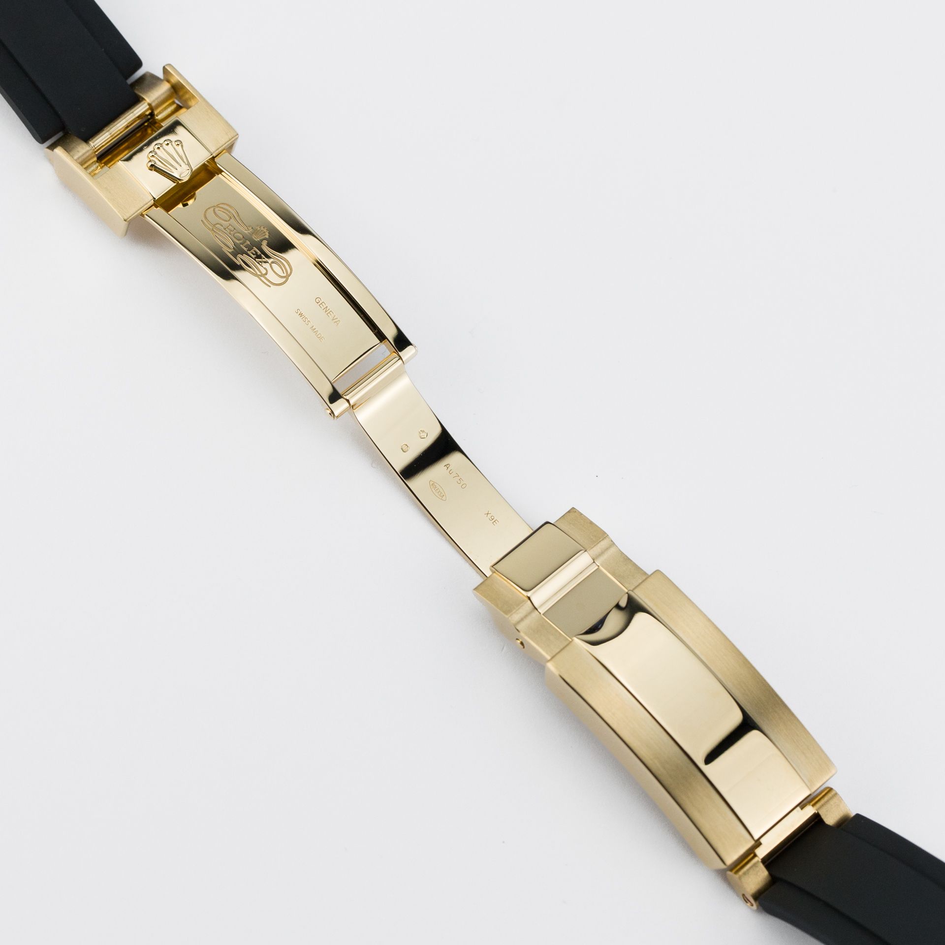 Yacht-Master 42 Yellow Gold - Image 8