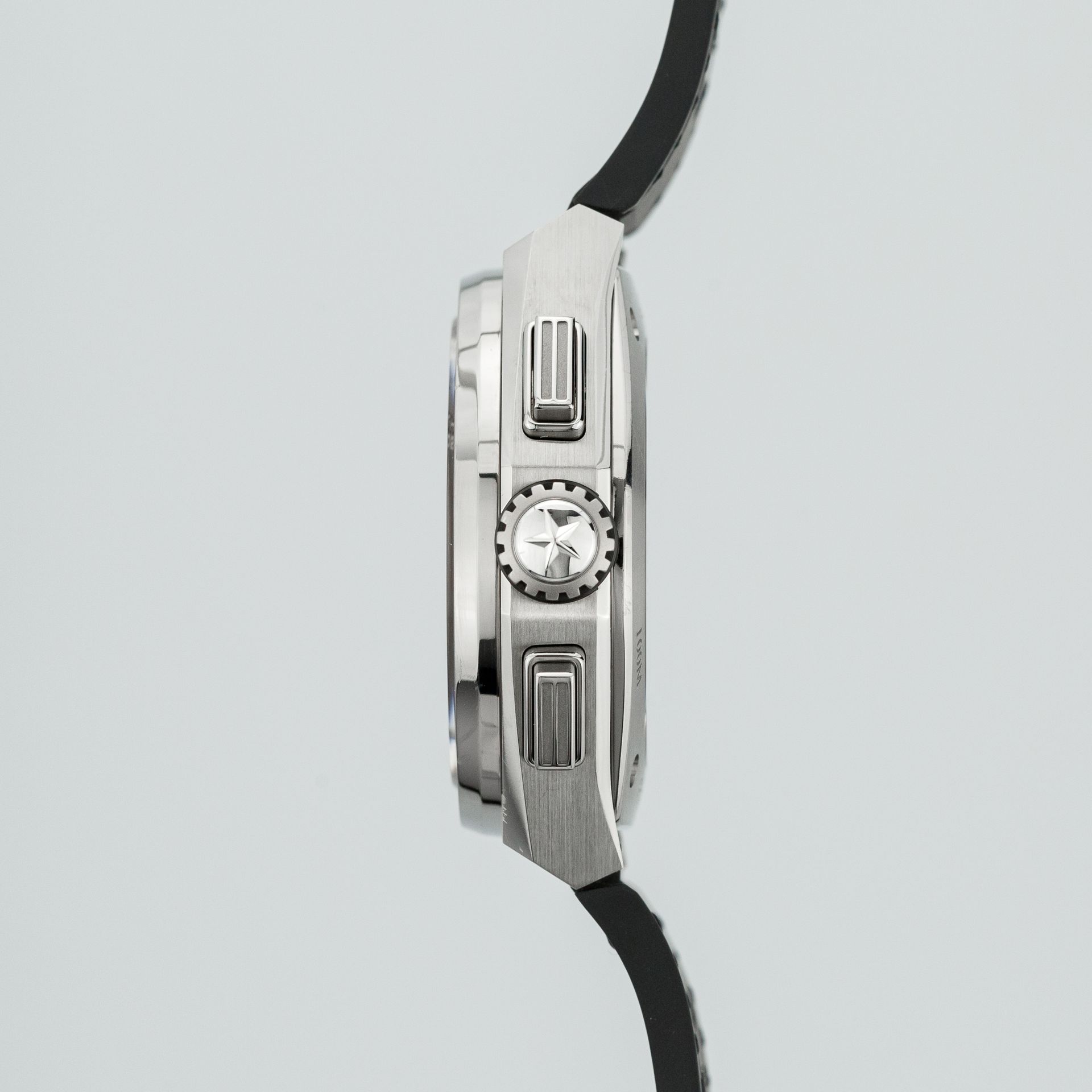 Defy 21 El Primero Chronograph 44mm Titanium - Image 4