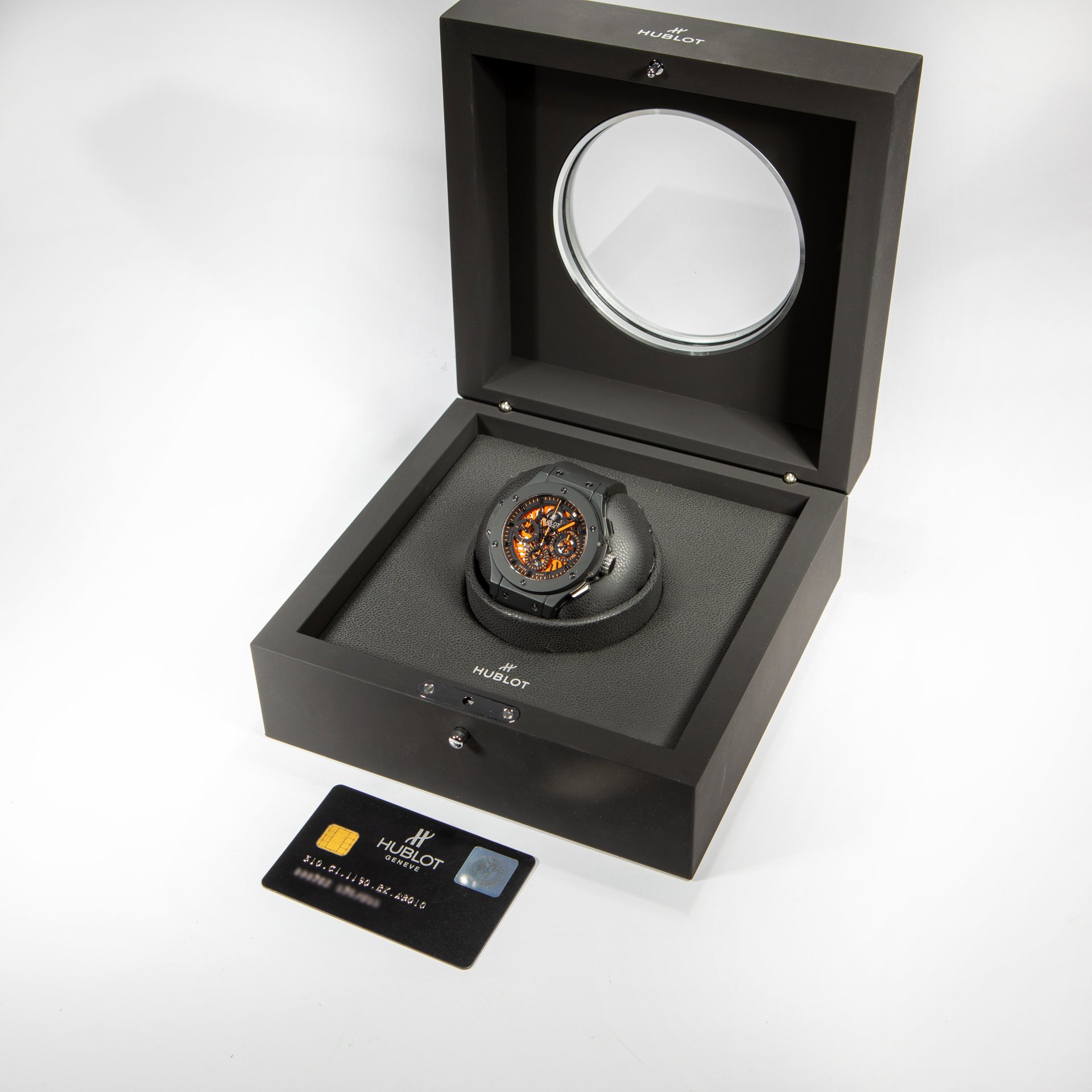 Hublot Big Bang Aero Bang Orange in Black Ceramic Limited Edition - Image 2