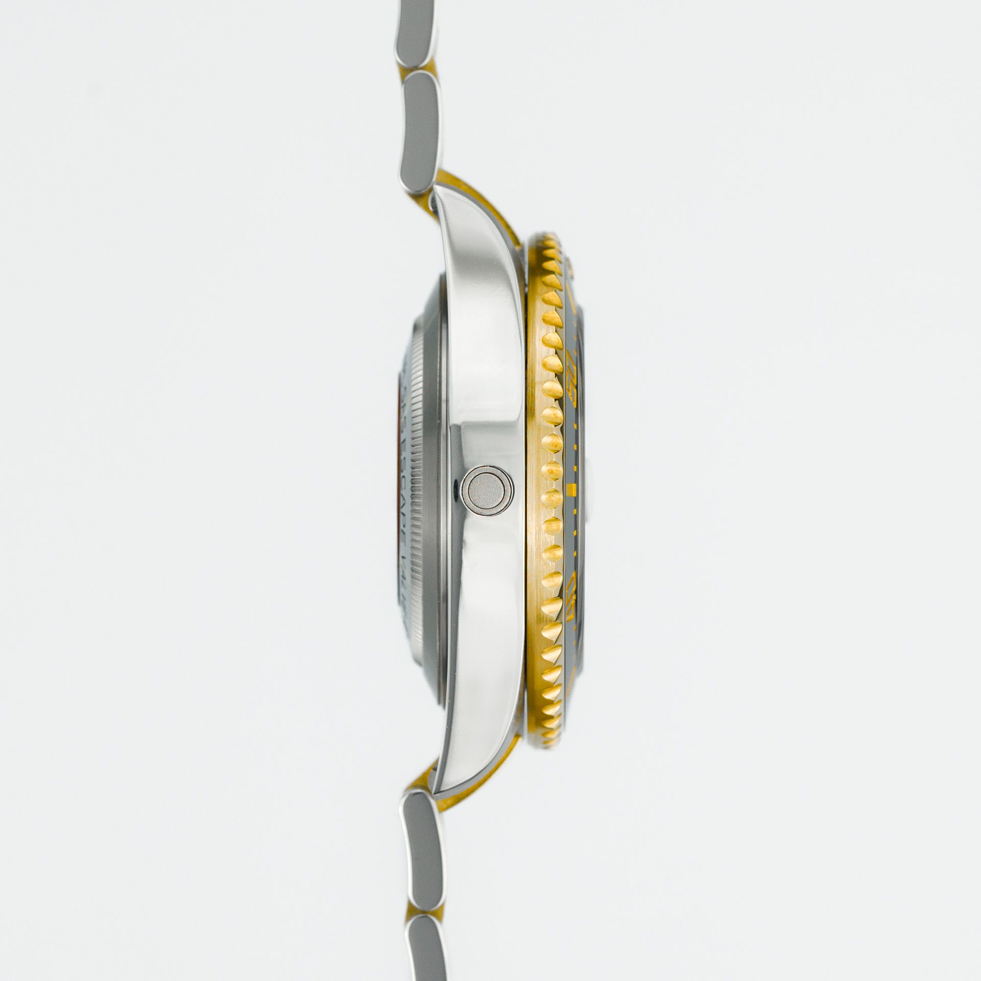 Sea-Dweller Yellow Rolesor 43mm - Image 5