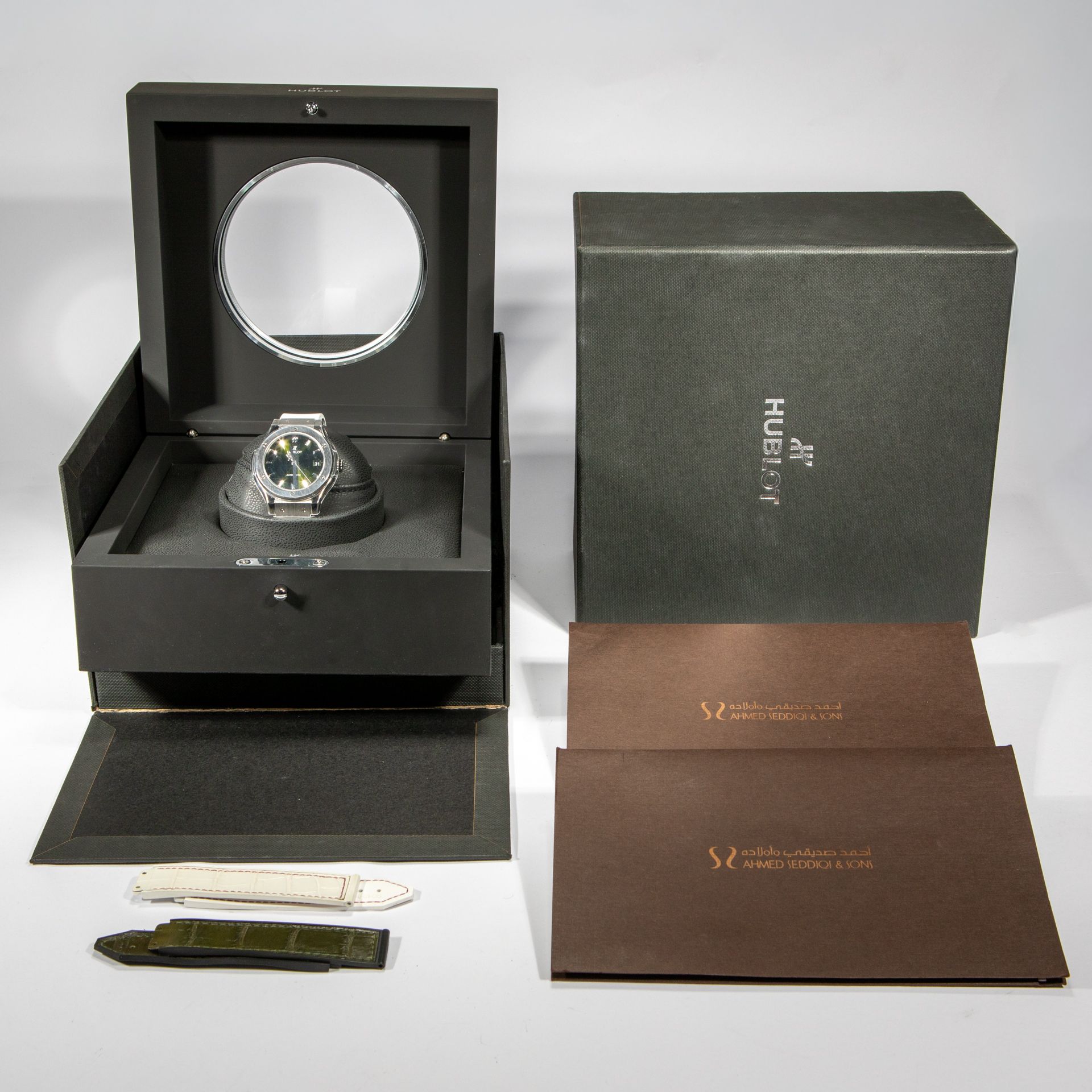 Classic Fusion Titanium 38 mm Olive green - Image 2