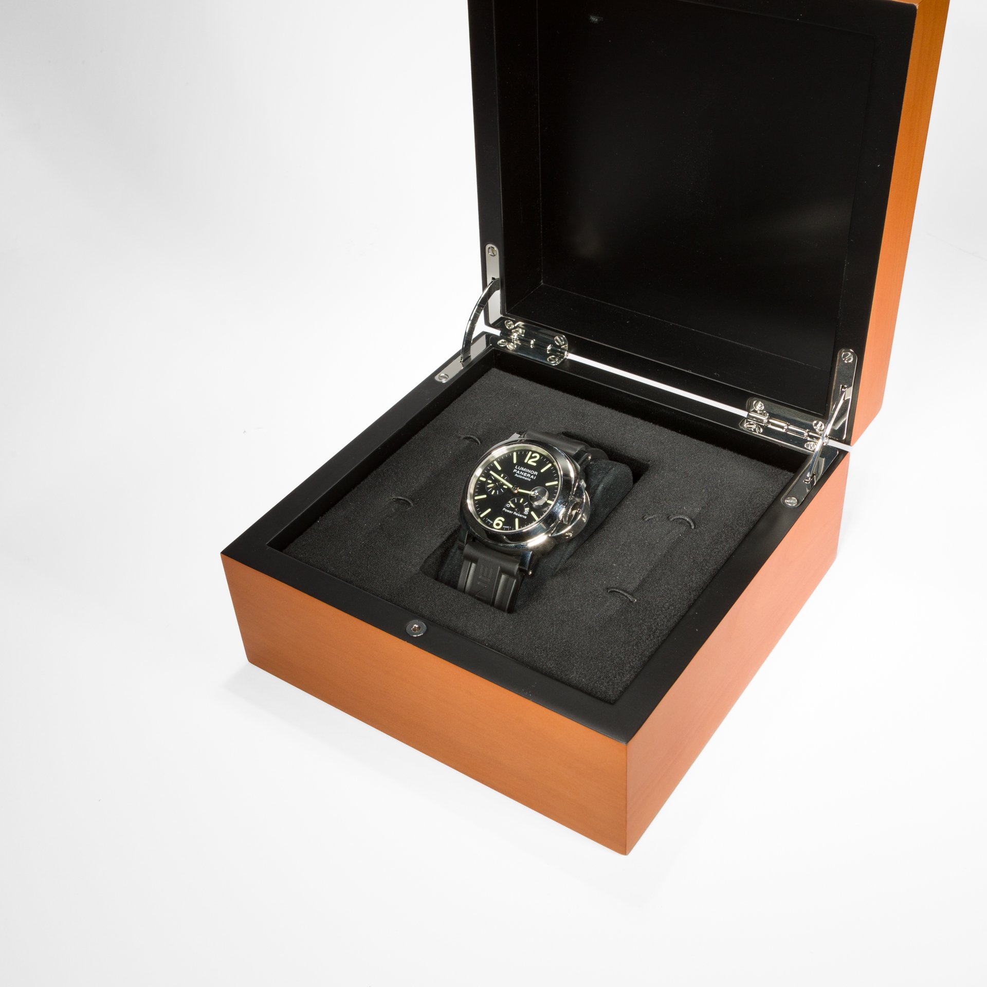 Panerai Luminor Power Reserve 44mm - Image 2