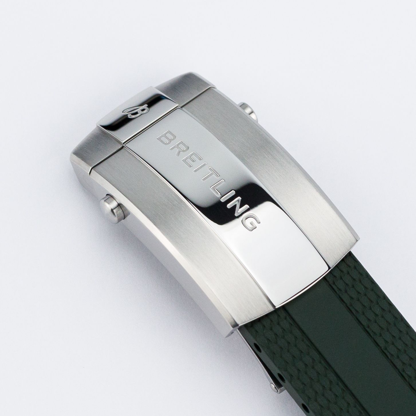 Superocean 44mm Green Dial  - Image 8