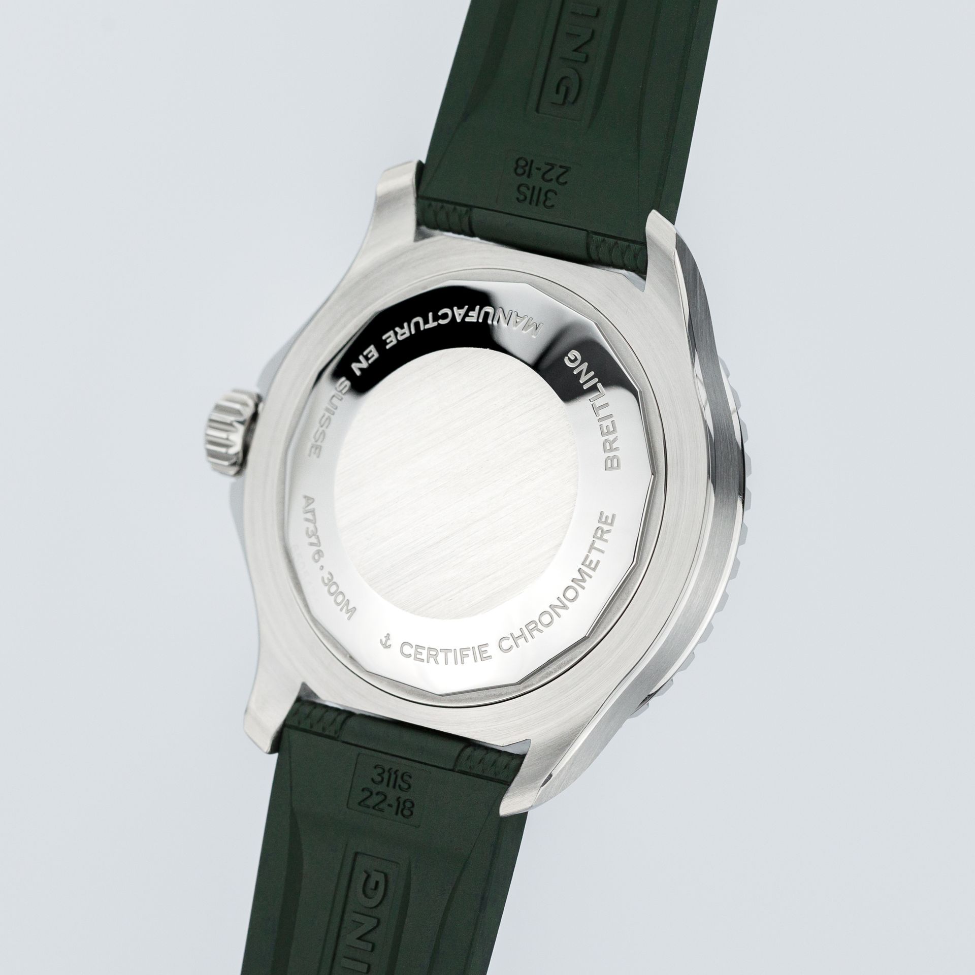 Superocean 44mm Green Dial  - Image 7