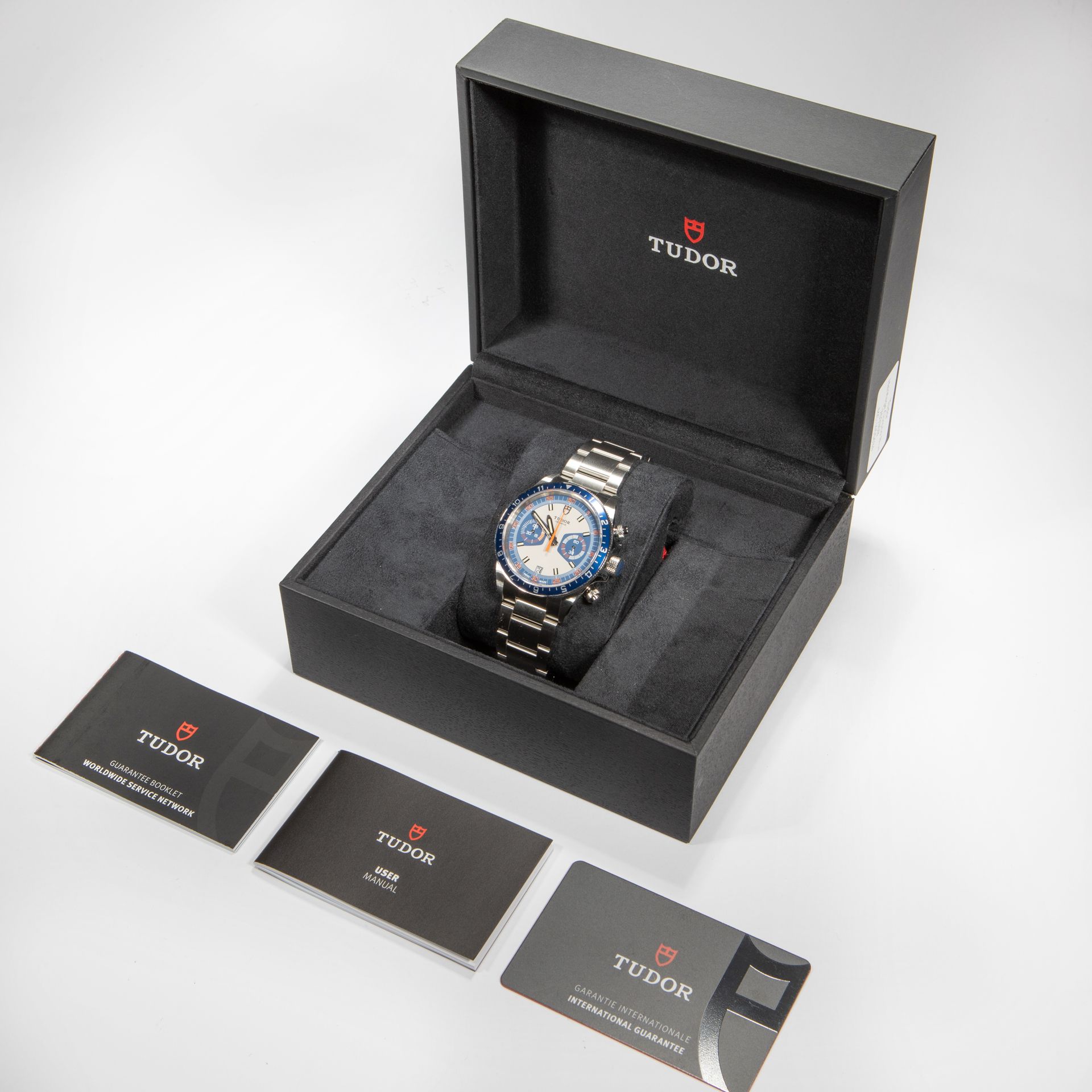Heritage Black Bay Chrono 42mm Blue Dial - Image 2