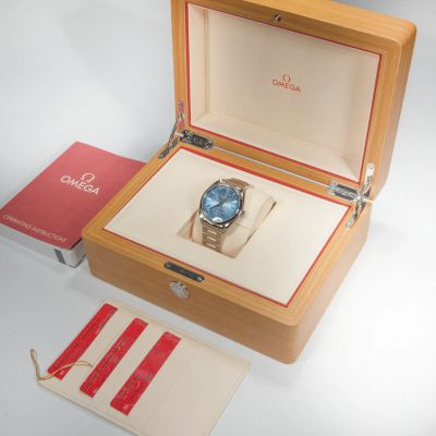Omega Aqua Terra 150M Summer Blue 41mm 220.10.41.21.03.005 - Alternate view