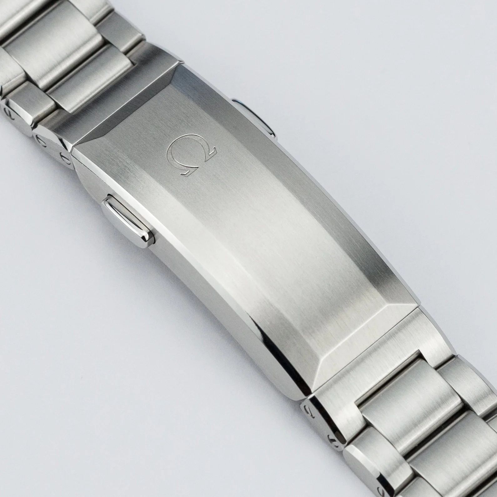 Seamaster Planet Ocean Ultra Deep 6000M O-Megasteel - Image 8