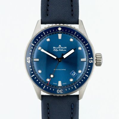 Blancpain Fifty Fathoms Bathyscaphe Ceramic Blue 5000 0240 O52A - Very Good condition, 2021