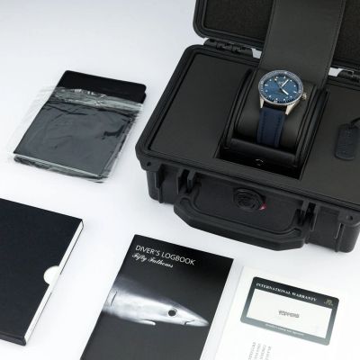 Blancpain Fifty Fathoms Bathyscaphe Ceramic Blue 5000 0240 O52A - Alternate view