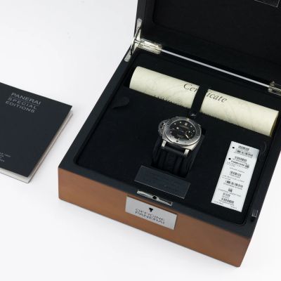 Panerai Luminor Submersible 1950 Left-Handed PAM00569 - Alternate view