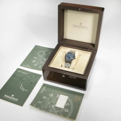 Audemars Piguet Royal Oak Day-Date Moon Phase 25594ST.OO.0789.ST.03 - Alternate view