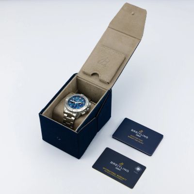 Breitling Avenger B01 Chronograph 44 Chronometer AB0147101C1A1 - Alternate view