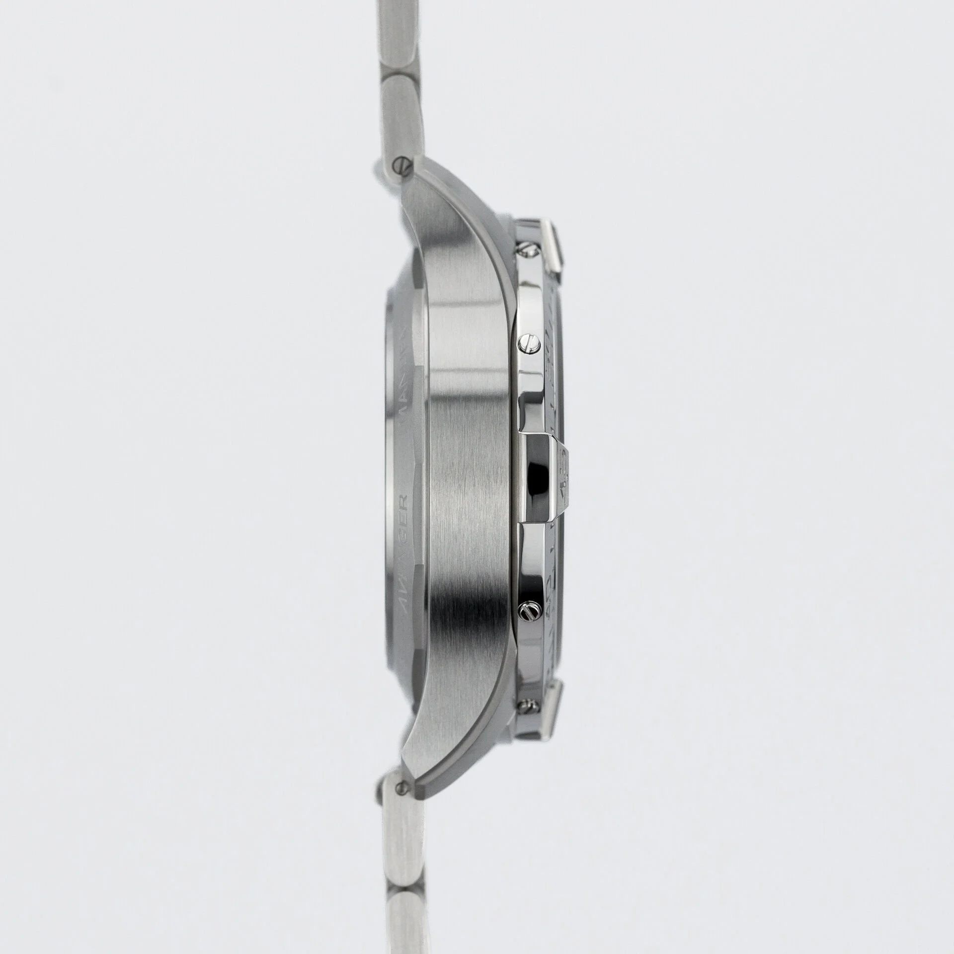 Avenger B01 Chronograph 44 Chronometer - Image 7