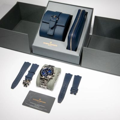 Vacheron Constantin Overseas Chronograph 42.5mm Blue dial 5520V/210A-B148 - Alternate view