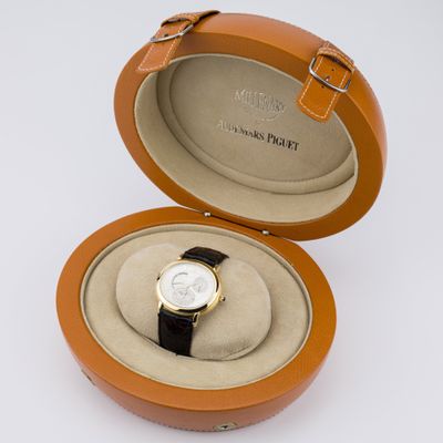 Audemars Piguet Dual Time in Yellow Gold 25778BA.OO.D001CR.01 - Alternate view