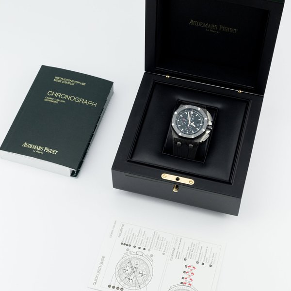 Royal Oak Offshore Chronograph - Forged Carbon and Ceramic - 26400AU.OO.A002CA.01 - Image 2