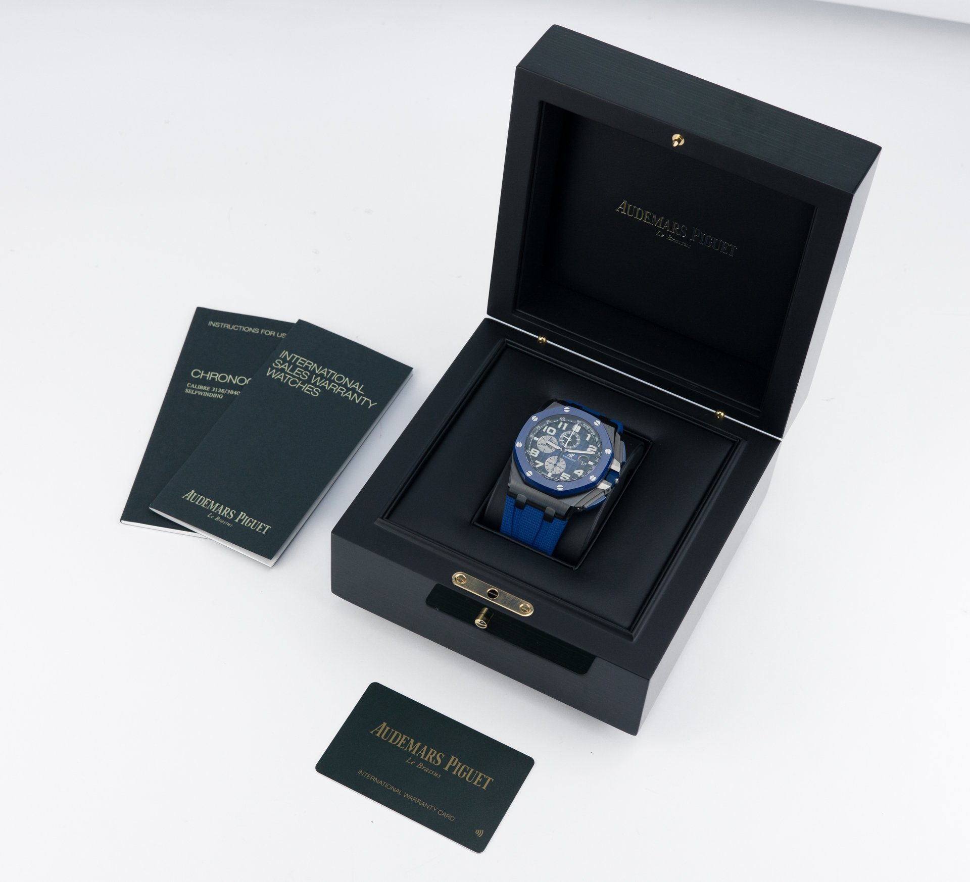 Audemars Piguet Royal Oak Offshore Chronograph Ceramic with Blue smoked dial - Image 2
