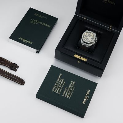 Audemars Piguet Royal Oak Offshore Chronograph "Safari" 26470ST.OO.A801CR.01 - Alternate view