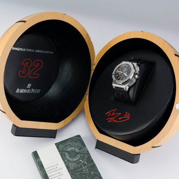 Royal Oak Offshore Chronograph Shaquille Limited edition - 26133ST.OO.A101CR.01 - Image 2