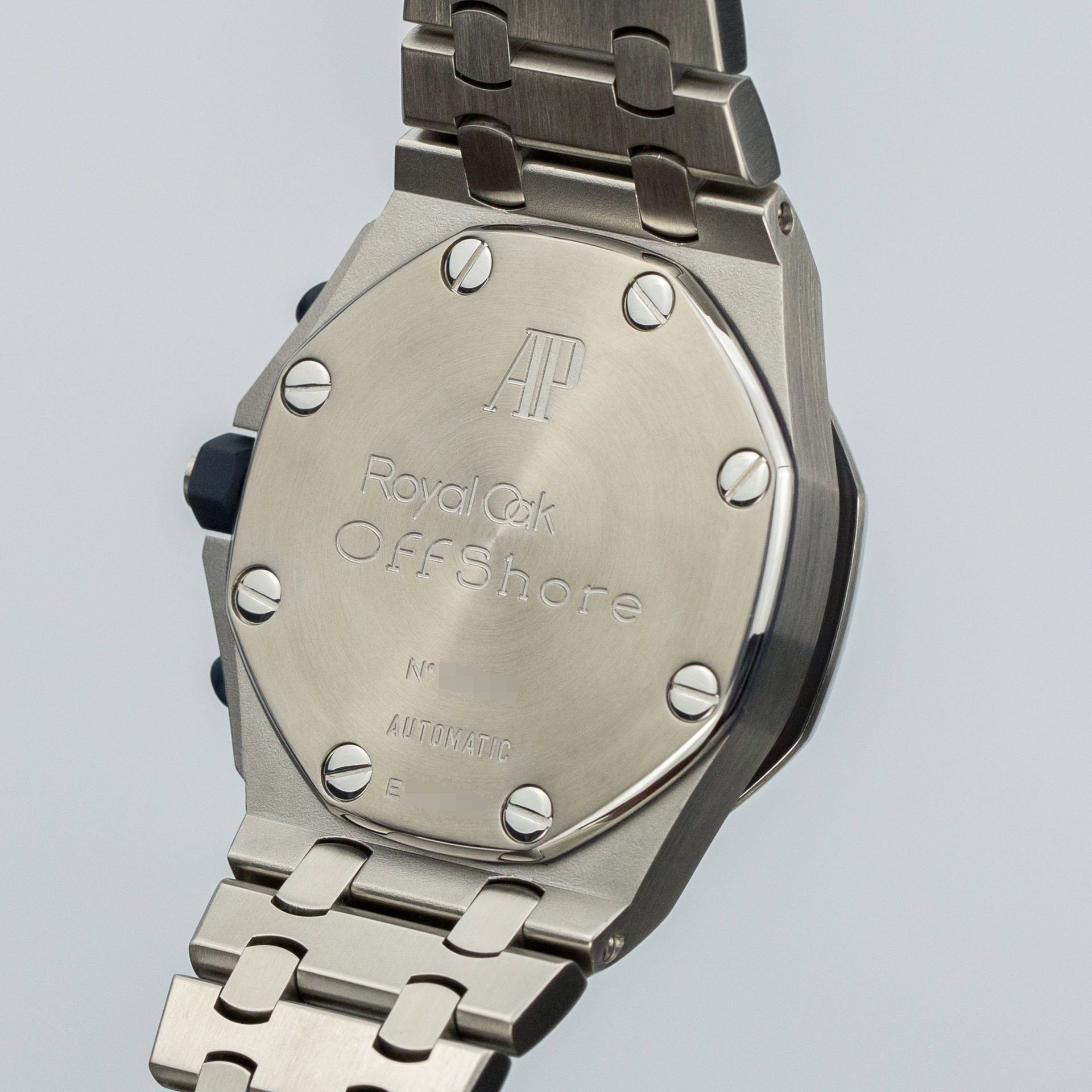 Audemars Piguet Royal Oak Offshore Chronograph "The Beast" 25721ST.OO.1000ST.01 steel Blue 2002 - Diagonal back view