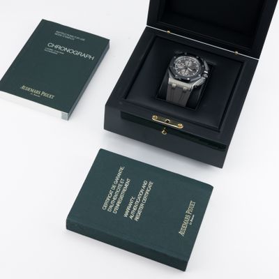 Audemars Piguet Royal Oak Offshore Chronograph Titanium 26400IO.OO.A004CA.01 - Alternate view