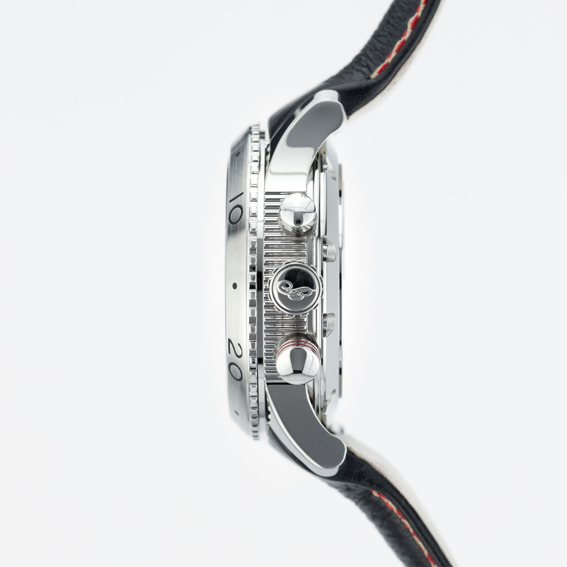 Breguet Type XXII GMT Flyback Chronograph 3880ST/H2/3XV steel Black 2013 - Right side view