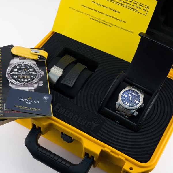 Breitling Emergency II Titanium - Image 2