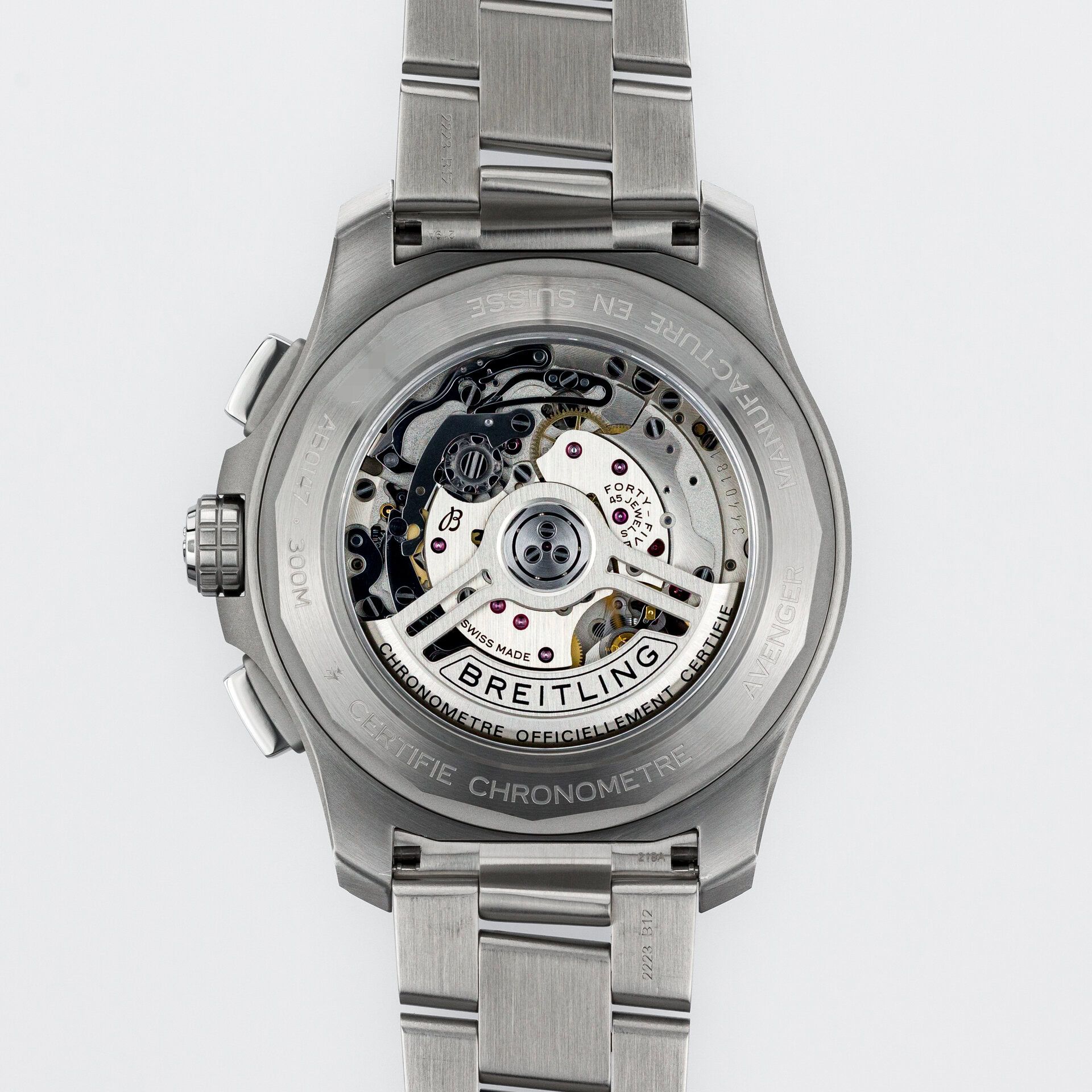 Avenger B01 Chronograph 44 Chronometer - Image 5