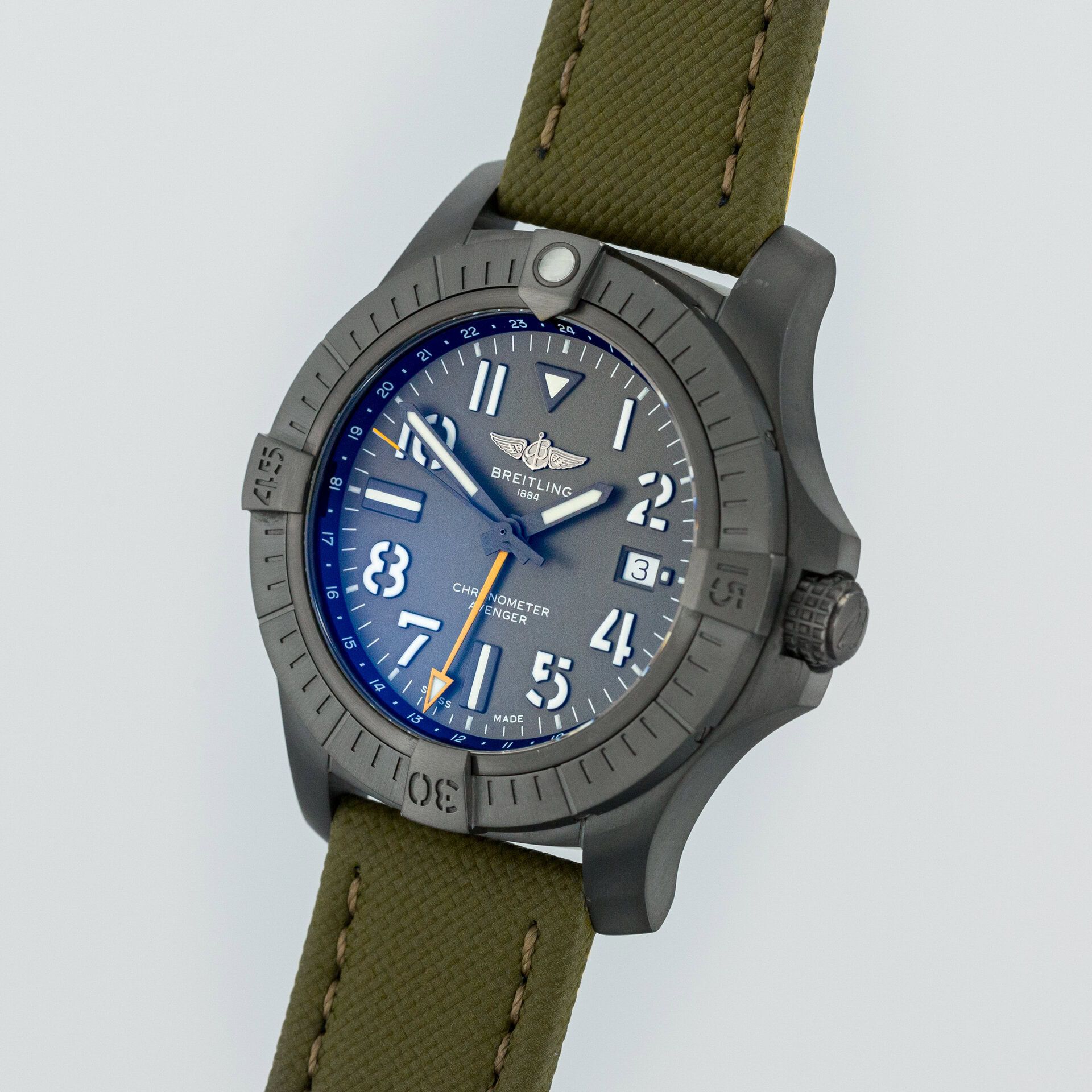 Avenger Automatic GMT 45 Night Mission - Image 3