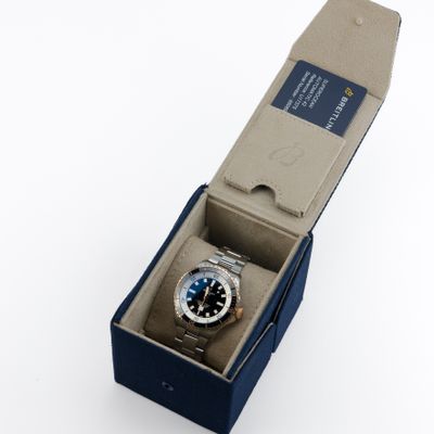 Breitling Superocean Automatic 42 Steel and Rose Gold U17375211B1S1 - Alternate view