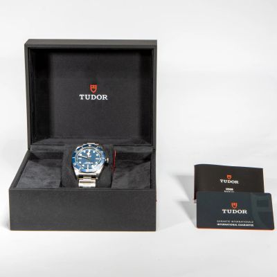 Tudor Black Bay Fifty-Eight Navy Blue M79030B-0001 - Alternate view