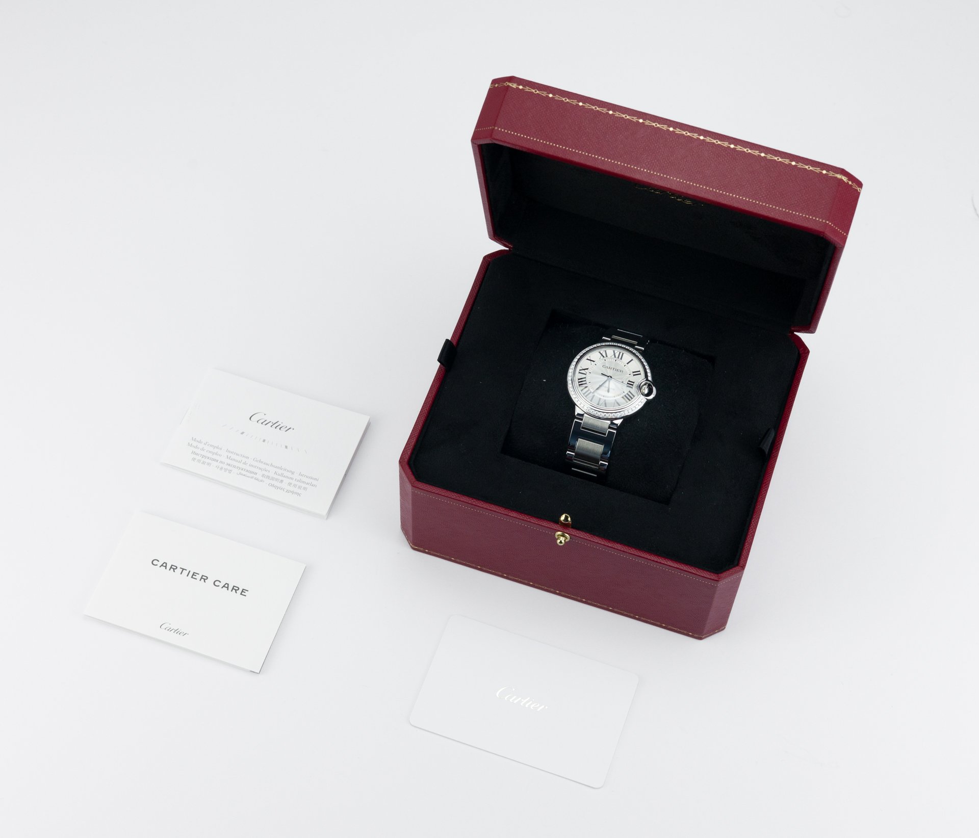 Cartier Ballon Bleu De Cartier with 54 Diamonds bezel - Image 2