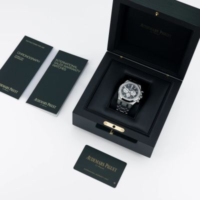 Audemars Piguet Royal Oak Chronograph 26331ST.OO.1220ST.02 - Alternate view