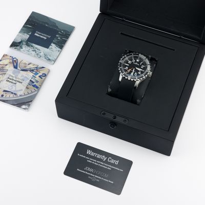 Fortis Aquatis B-42 Marinemaster Black & White 670.17.41 K - Alternate view